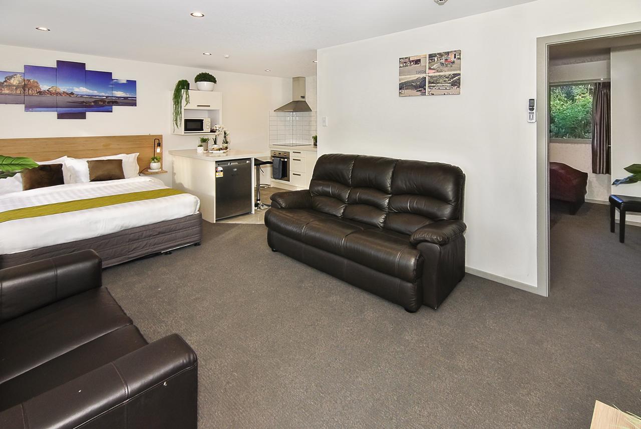 Newlands Court Motel Веллингтон Экстерьер фото